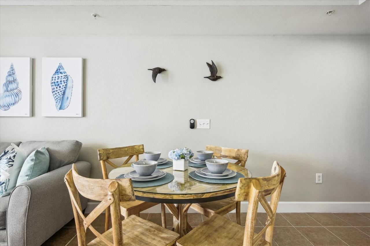 Gone Coastal - Tidewater Beach Resort #2410 By Book That Condo Panama City Beach Exterior foto